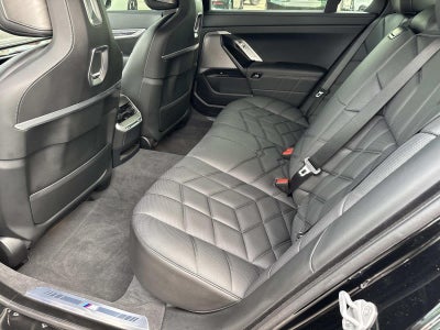 2026 BMW 7 Series 750e xDrive