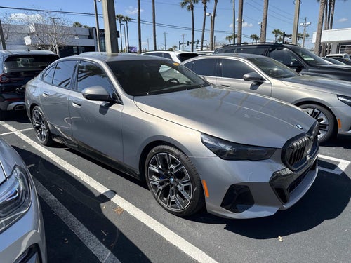 2024 BMW 530i 530i