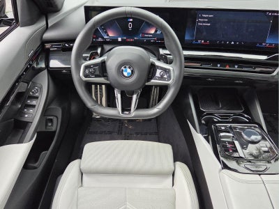 2024 BMW 530i 530i