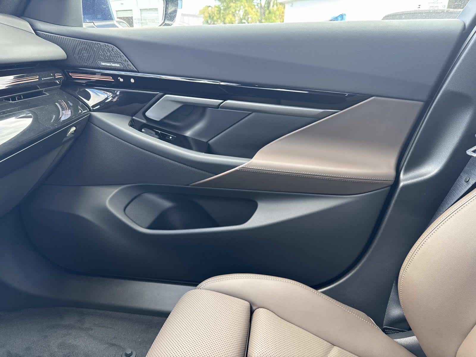 2026 BMW 5 Series 530i