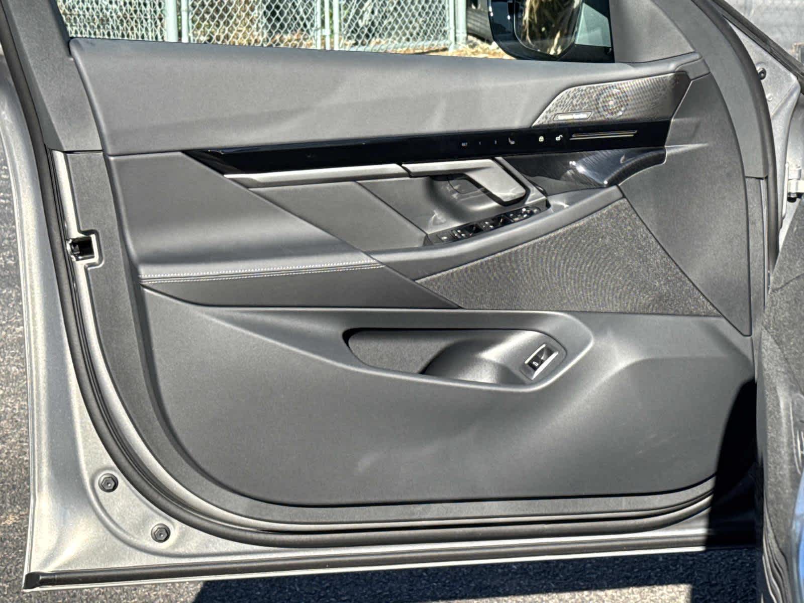 2026 BMW 5 Series 530i