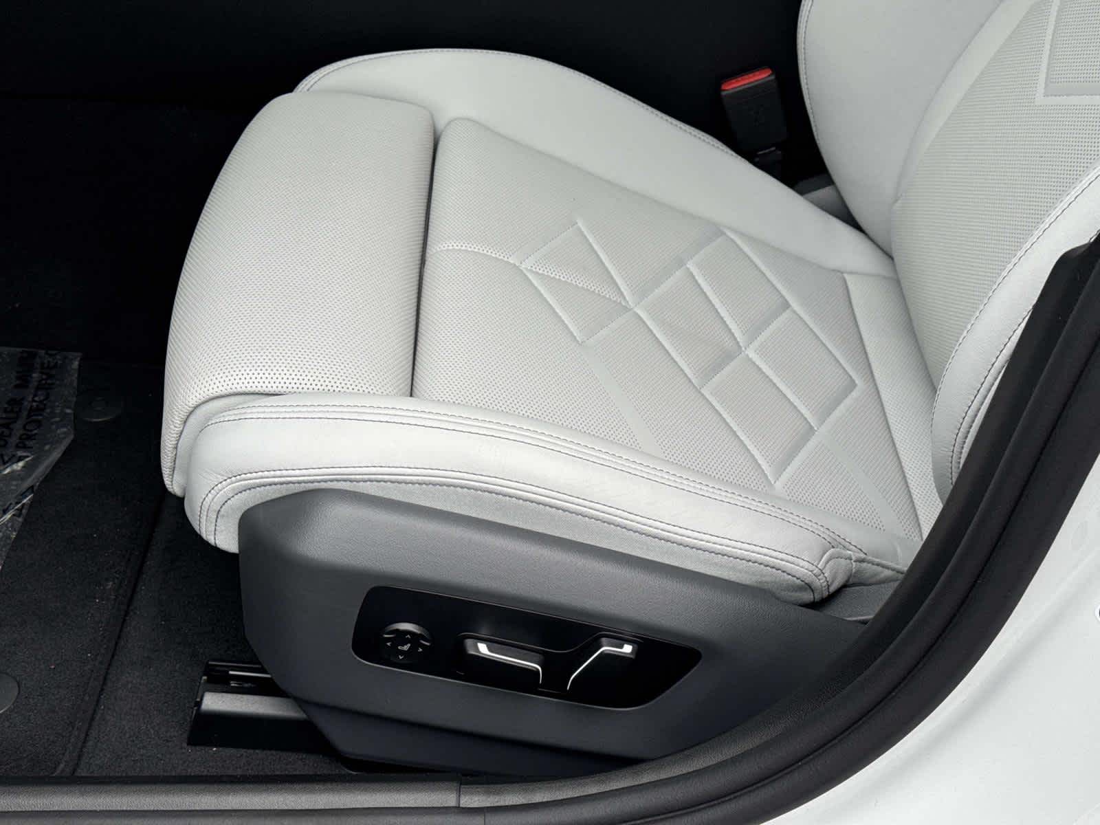 2026 BMW 5 Series 530i