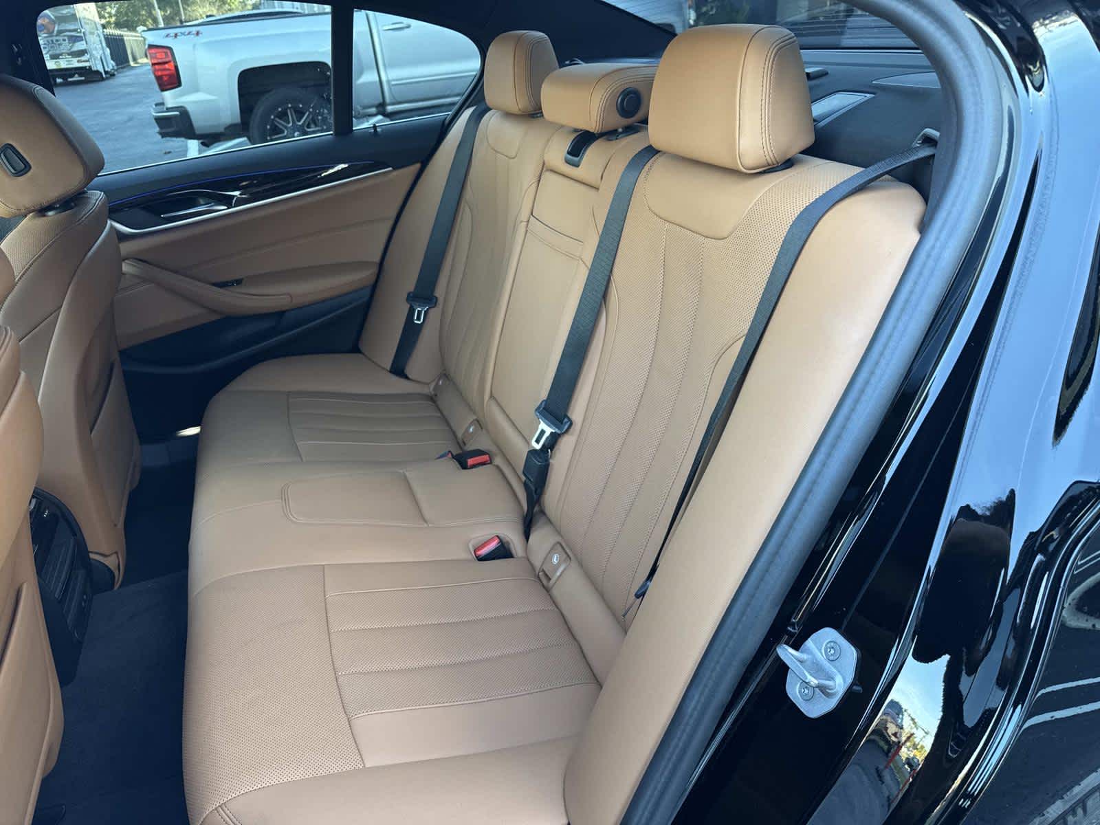 2023 BMW 5 Series 530i