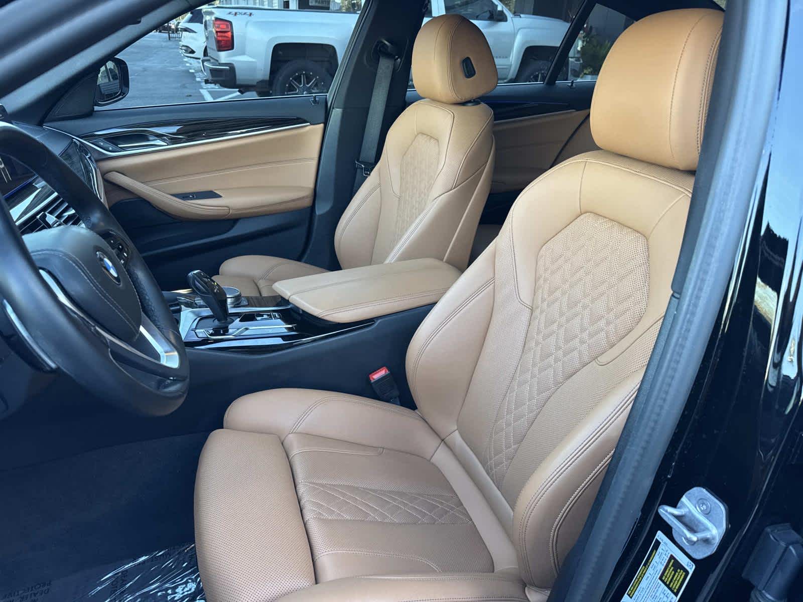 2023 BMW 5 Series 530i