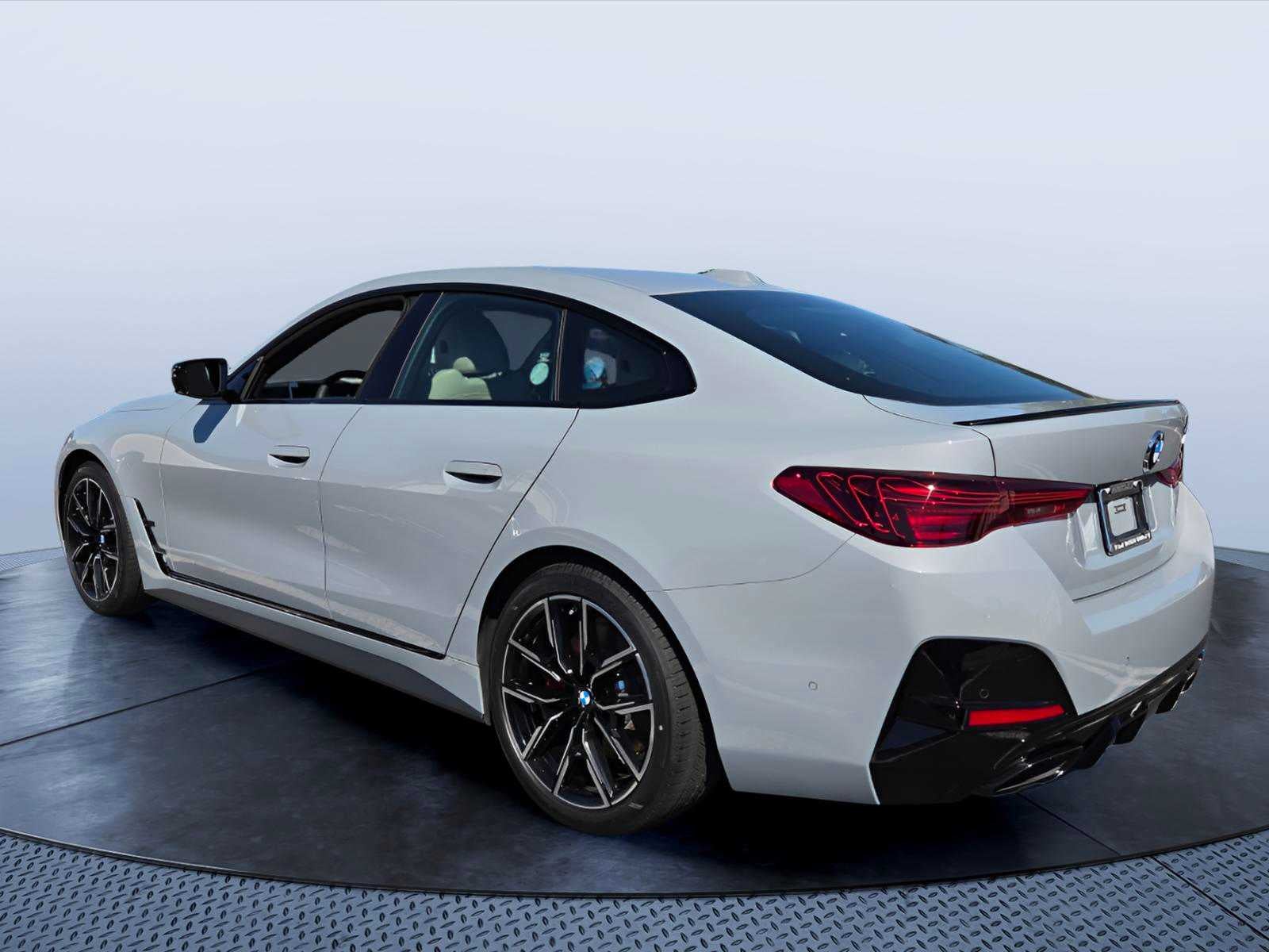 2027 BMW M440i M440i