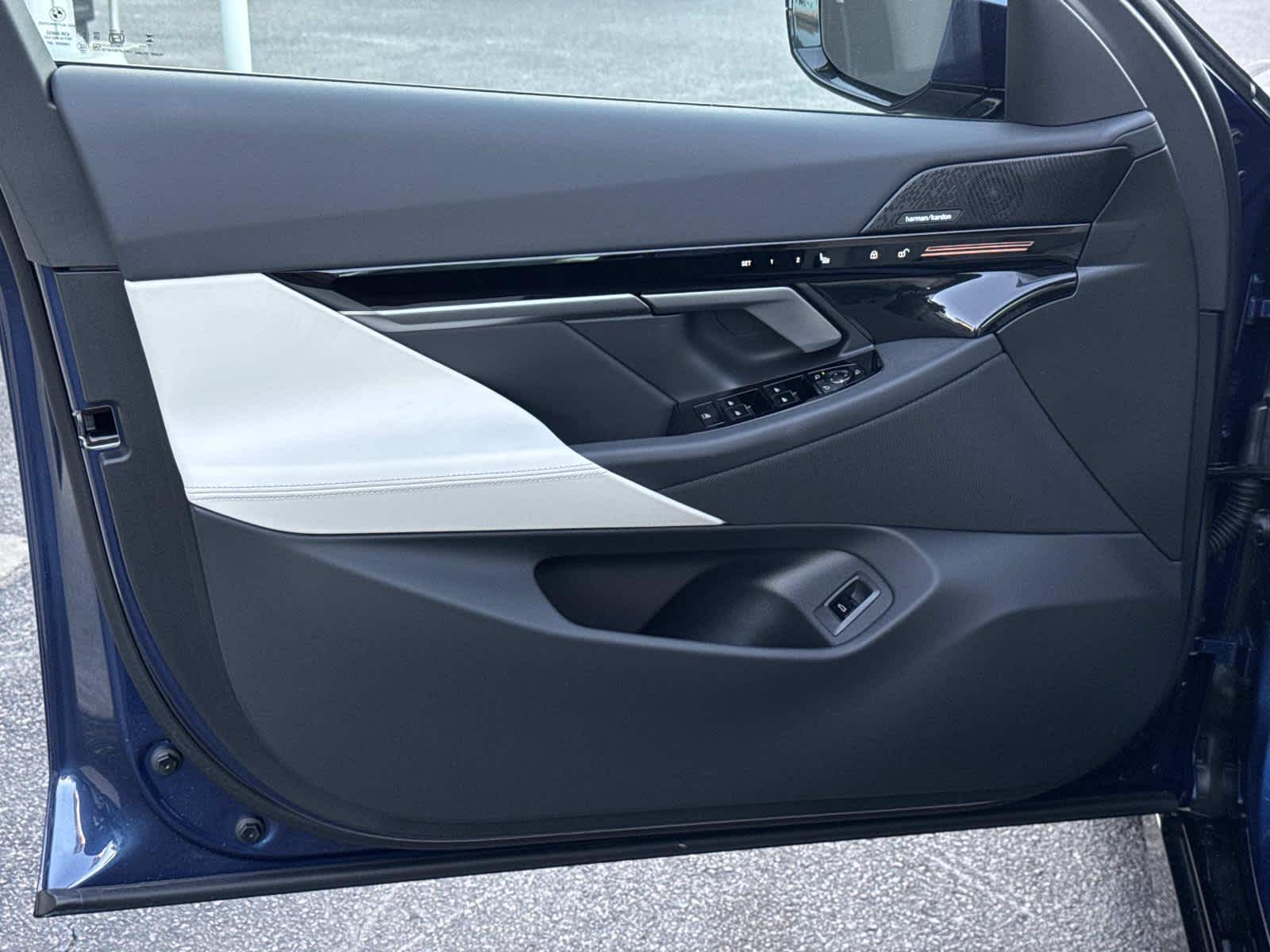 2026 BMW 5 Series 530i xDrive