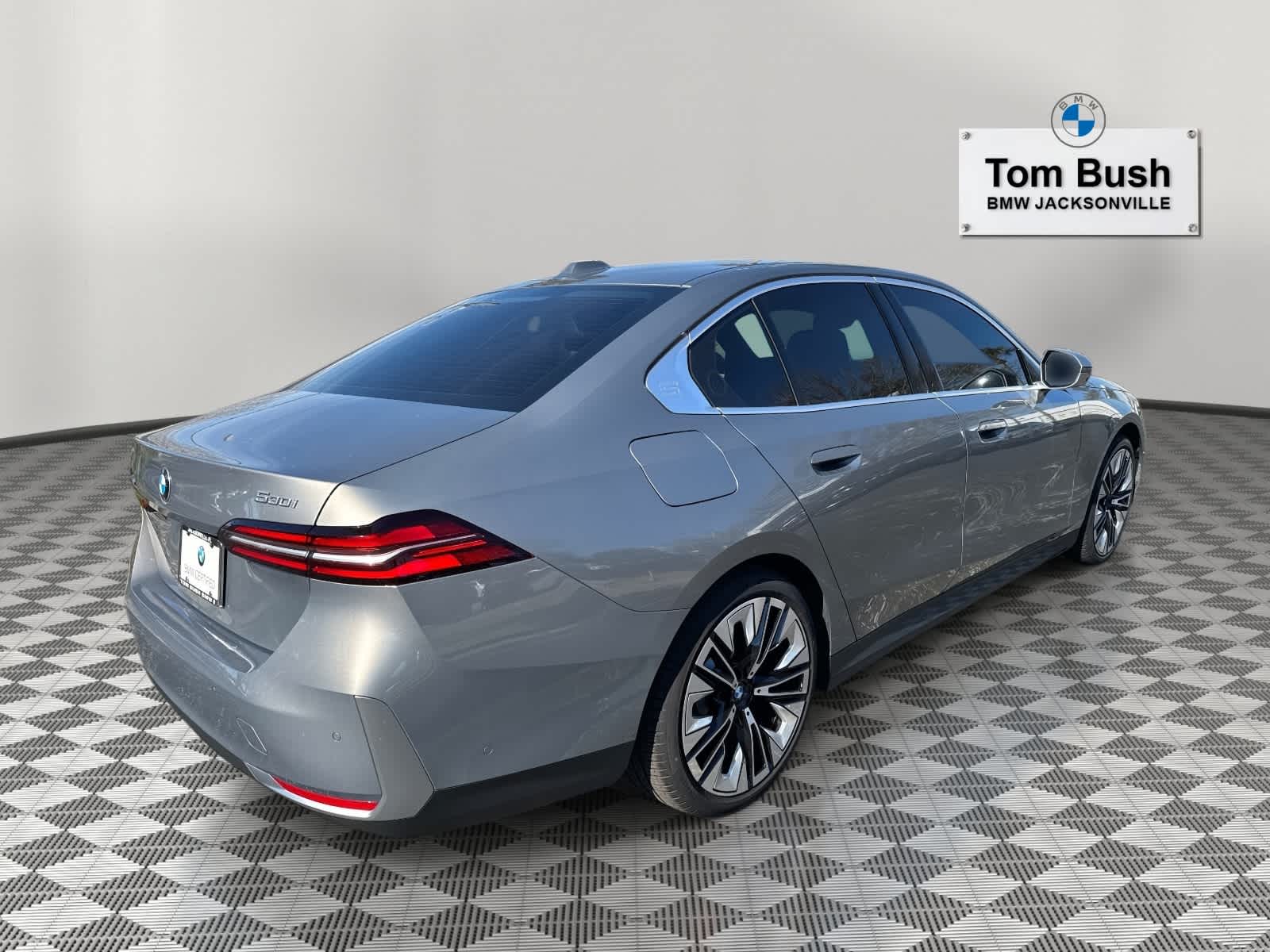 2025 BMW 5 Series 530i xDrive