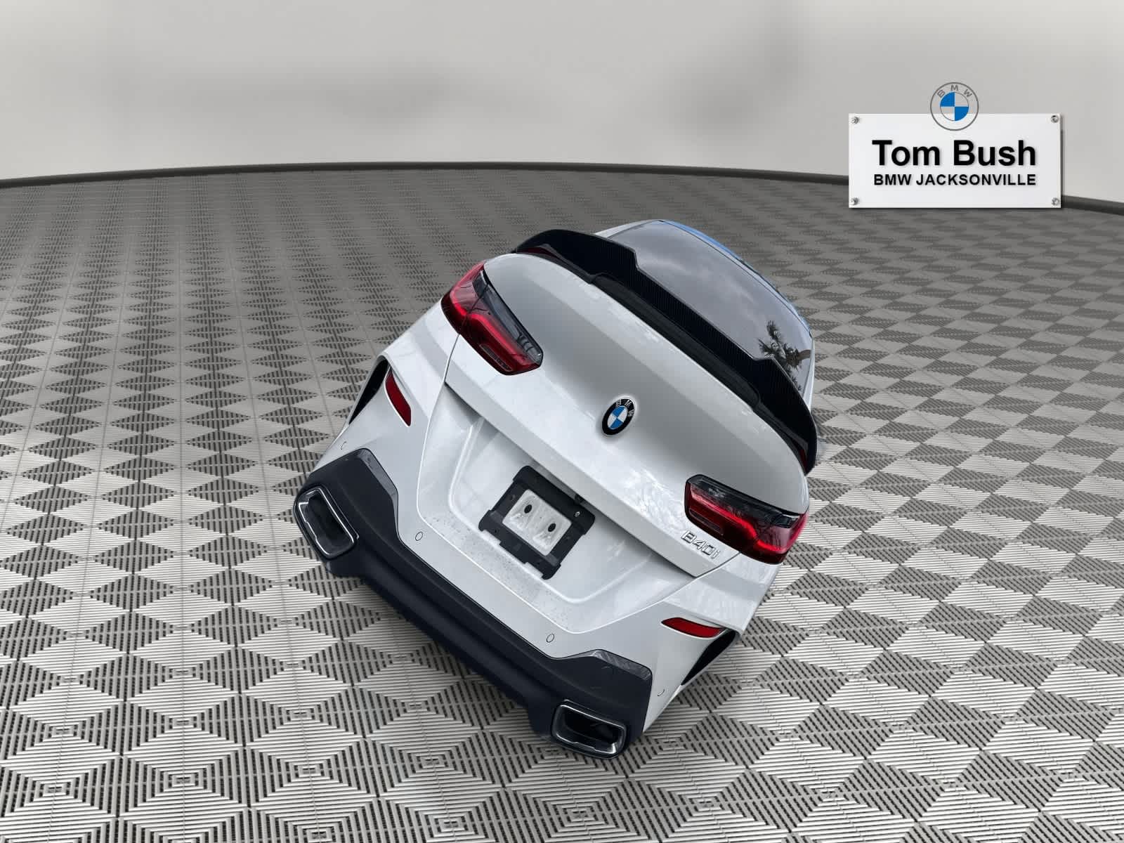 2022 BMW 8 Series 840i