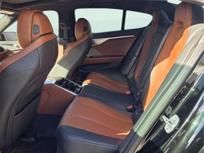 2025 BMW M850i xDrive M850i
