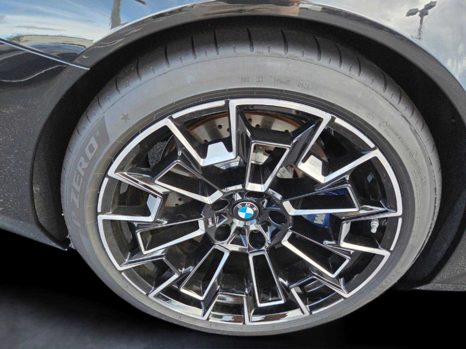 2027 BMW M5 Base