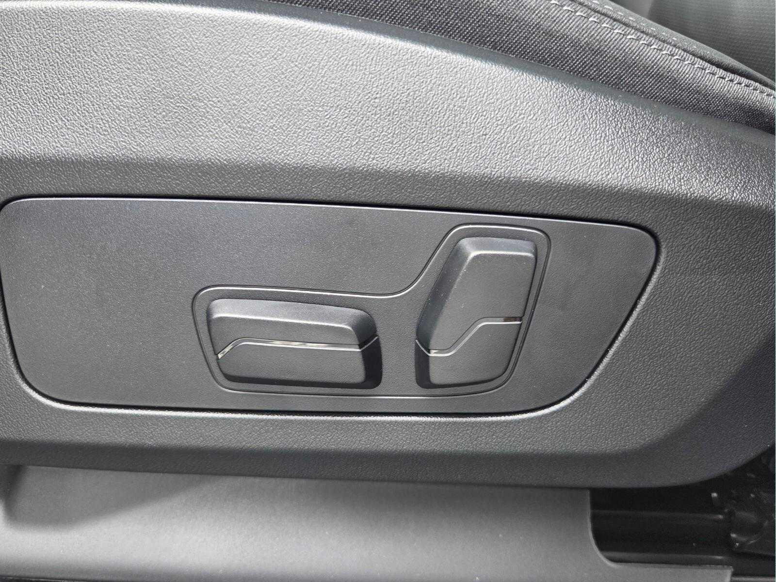 2026 BMW X2 xDrive28i xDrive28i