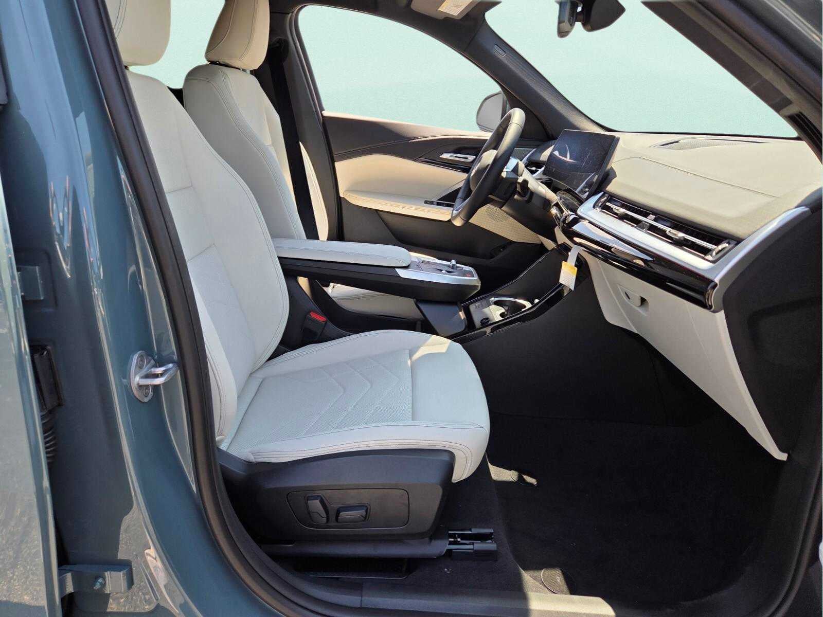 2026 BMW X2 xDrive28i xDrive28i