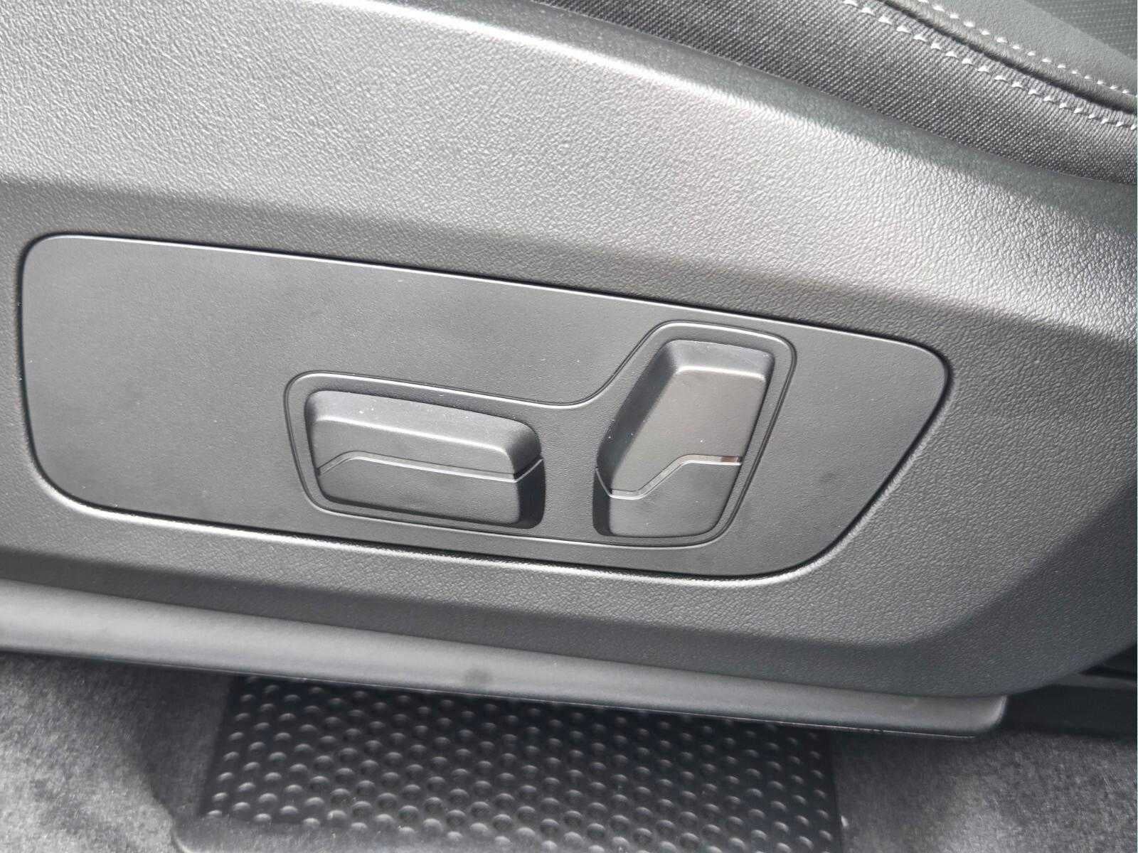 2026 BMW X1 xDrive28i xDrive28i