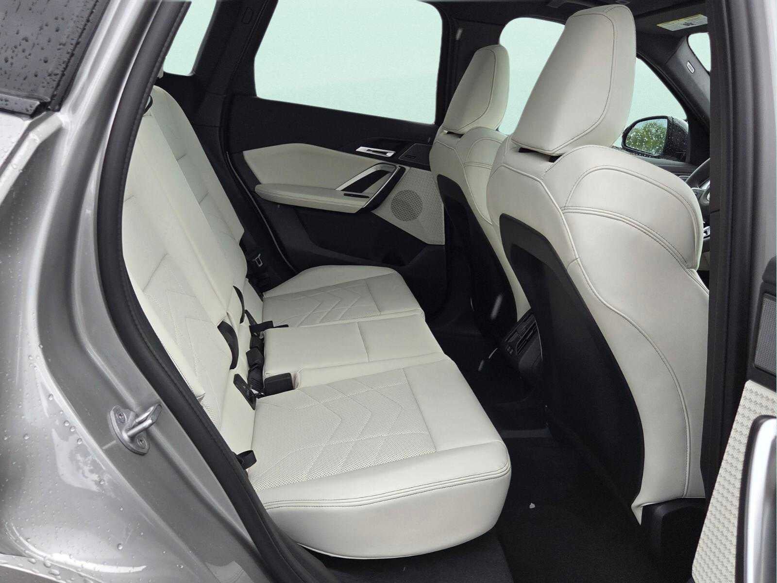 2026 BMW X1 xDrive28i xDrive28i