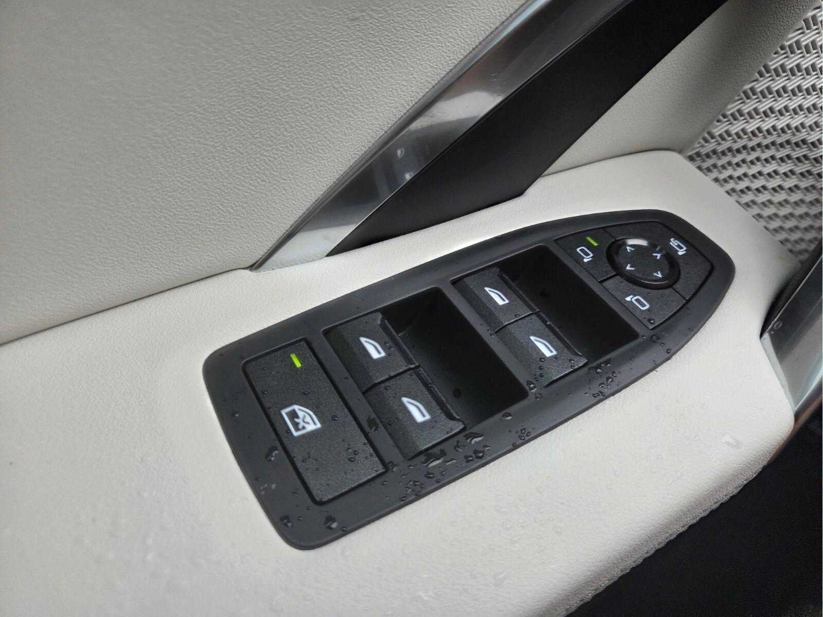 2027 BMW X1 xDrive28i xDrive28i