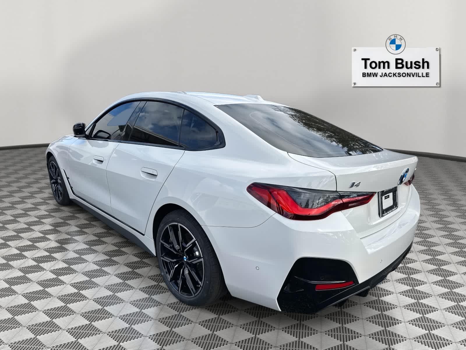 2025 BMW i4 eDrive40