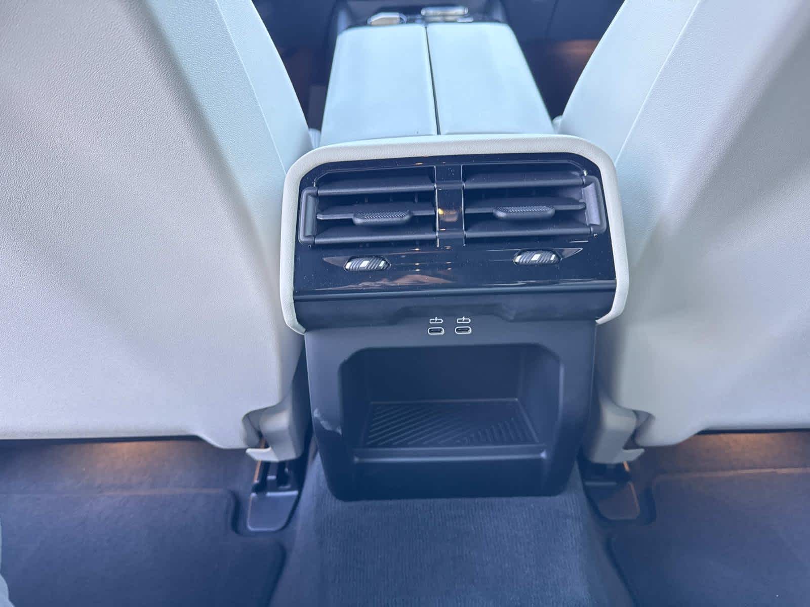 2025 BMW i5 eDrive40