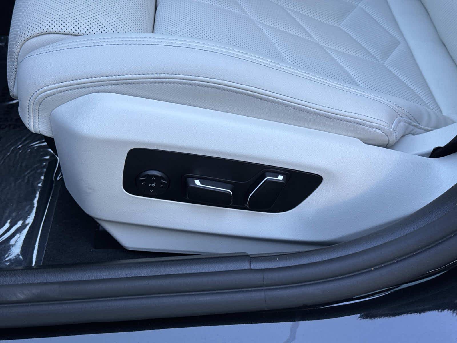 2025 BMW i5 eDrive40