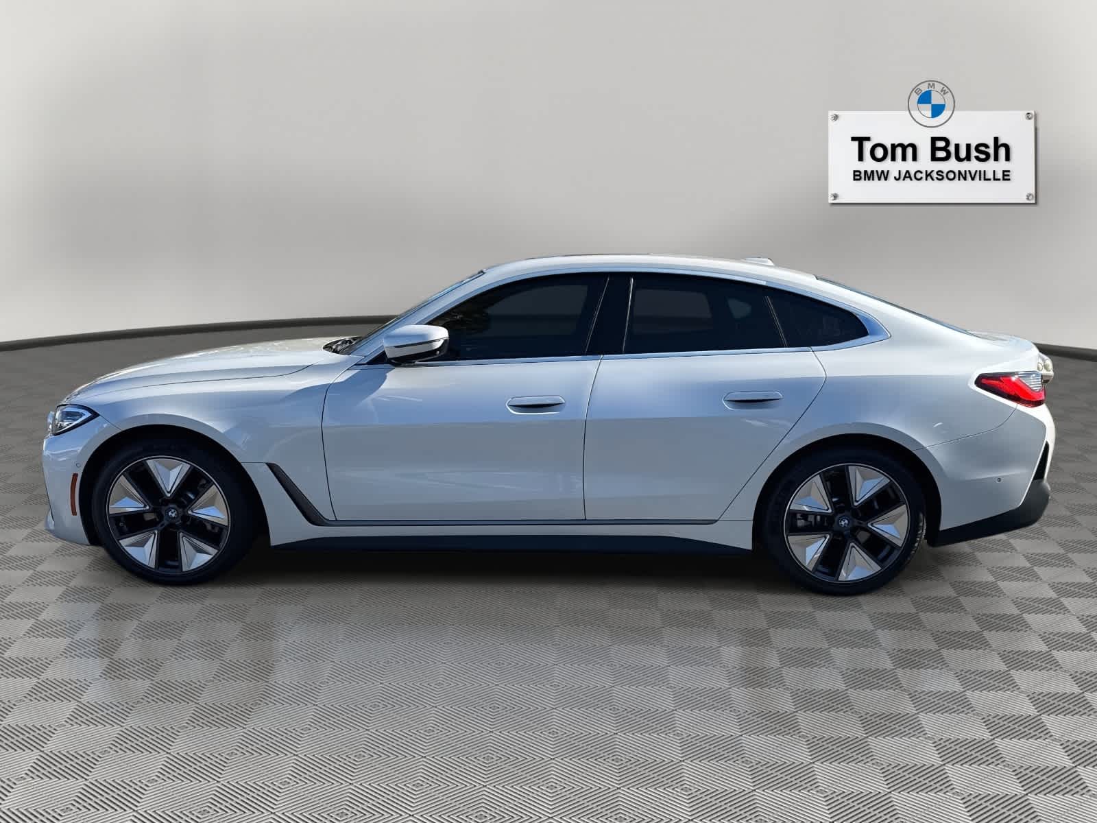 2023 BMW i4 eDrive35
