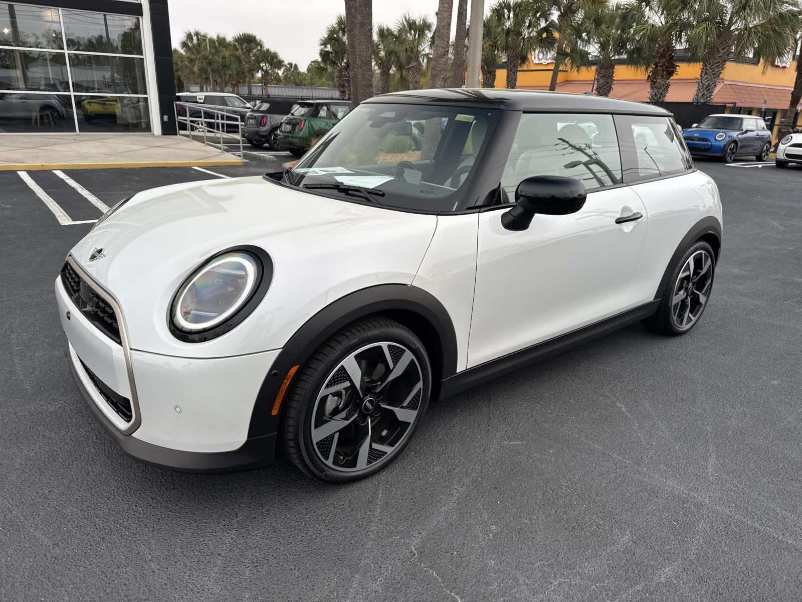 2025 MINI HARDTOP 2 DOOR Cooper