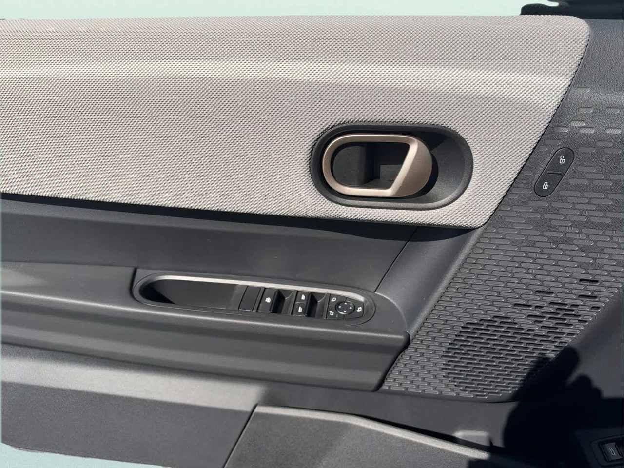 2027 MINI CONVERTIBLE SIGNATURE PLUS