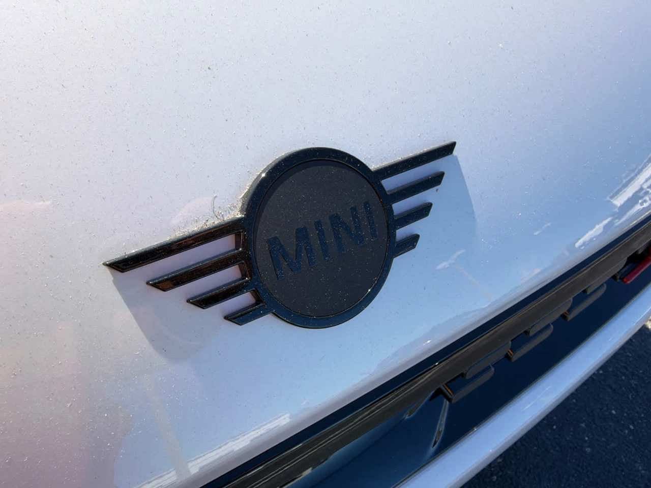 2027 MINI CONVERTIBLE SIGNATURE PLUS