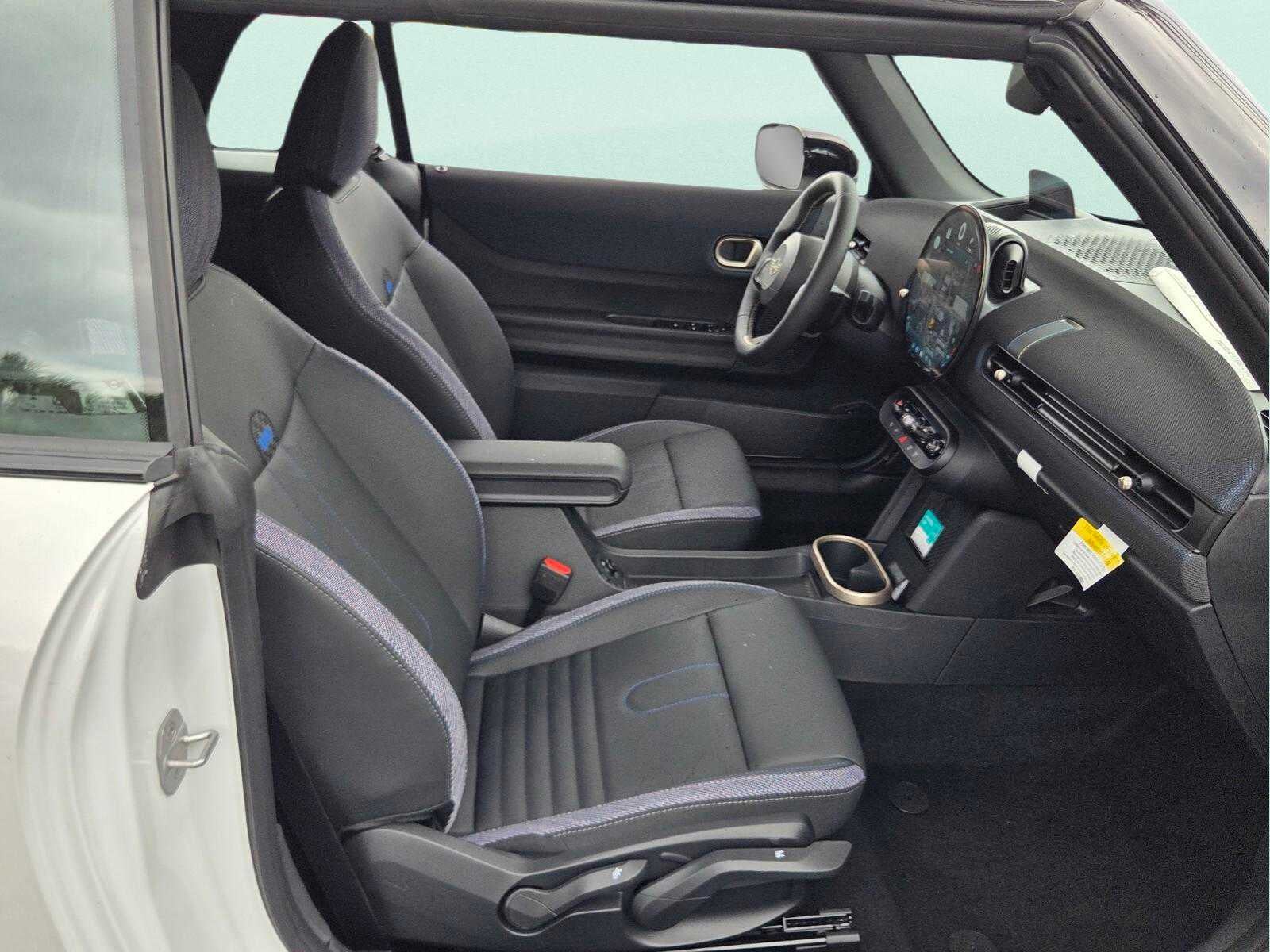2026 MINI CONVERTIBLE SIGNATURE PLUS