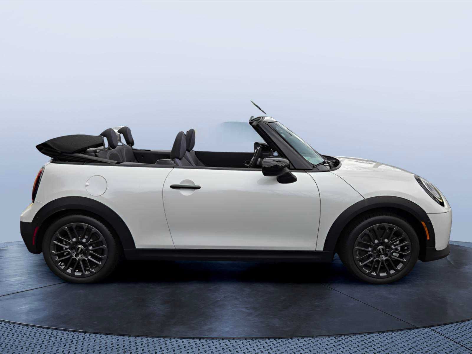 2026 MINI CONVERTIBLE SIGNATURE PLUS