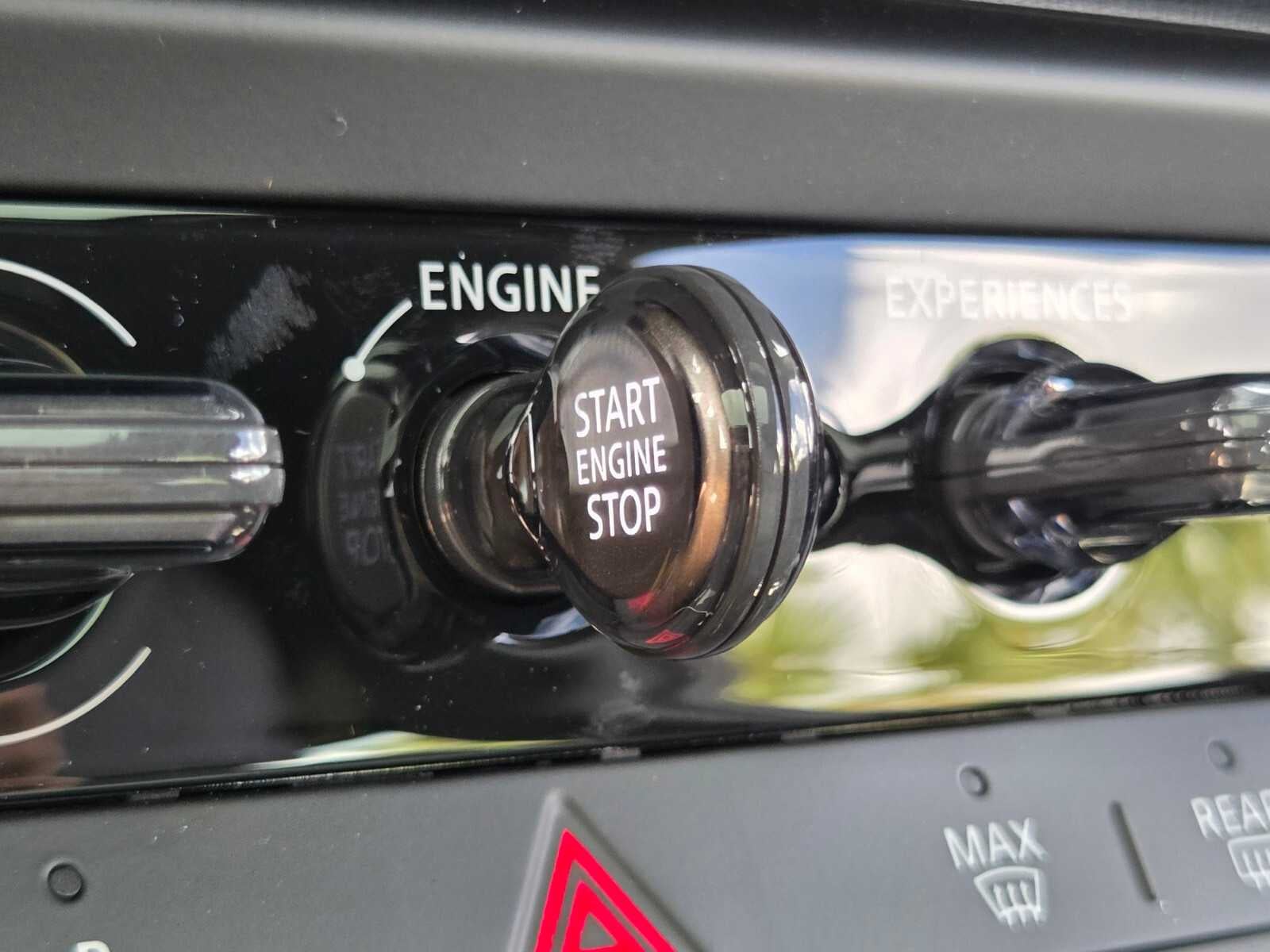 2026 MINI 2 DOOR SIGNATURE PLUS