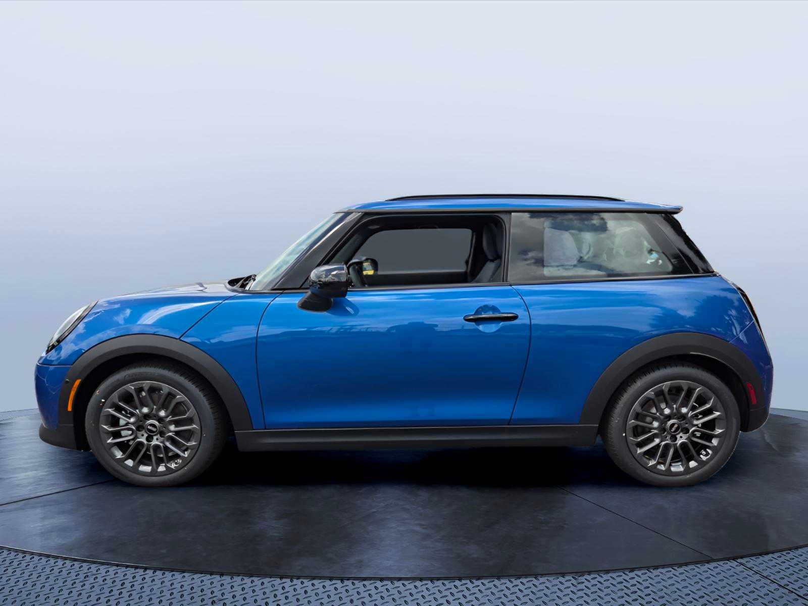 2026 MINI 2 DOOR SIGNATURE PLUS