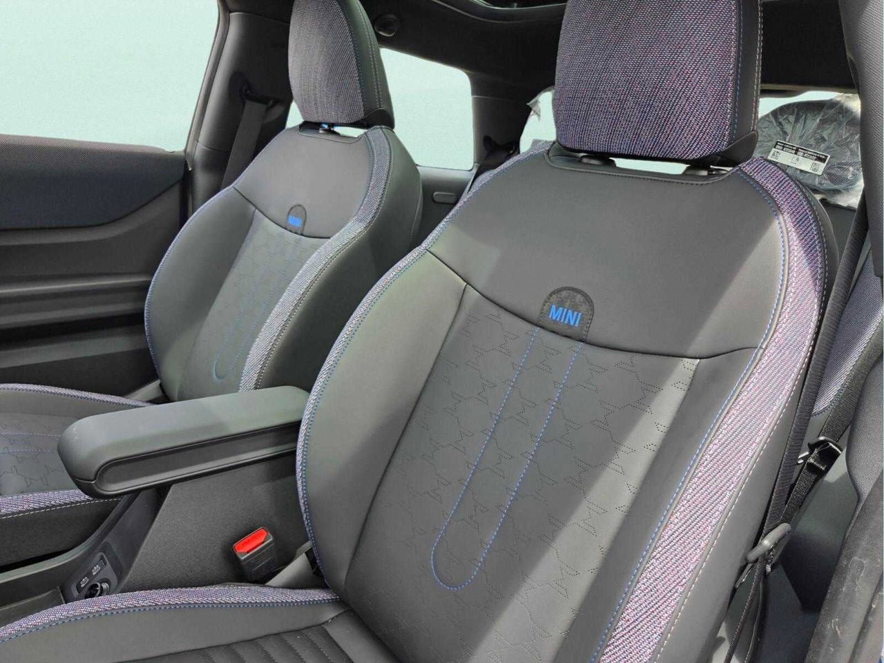 2026 MINI 2 DOOR SIGNATURE PLUS