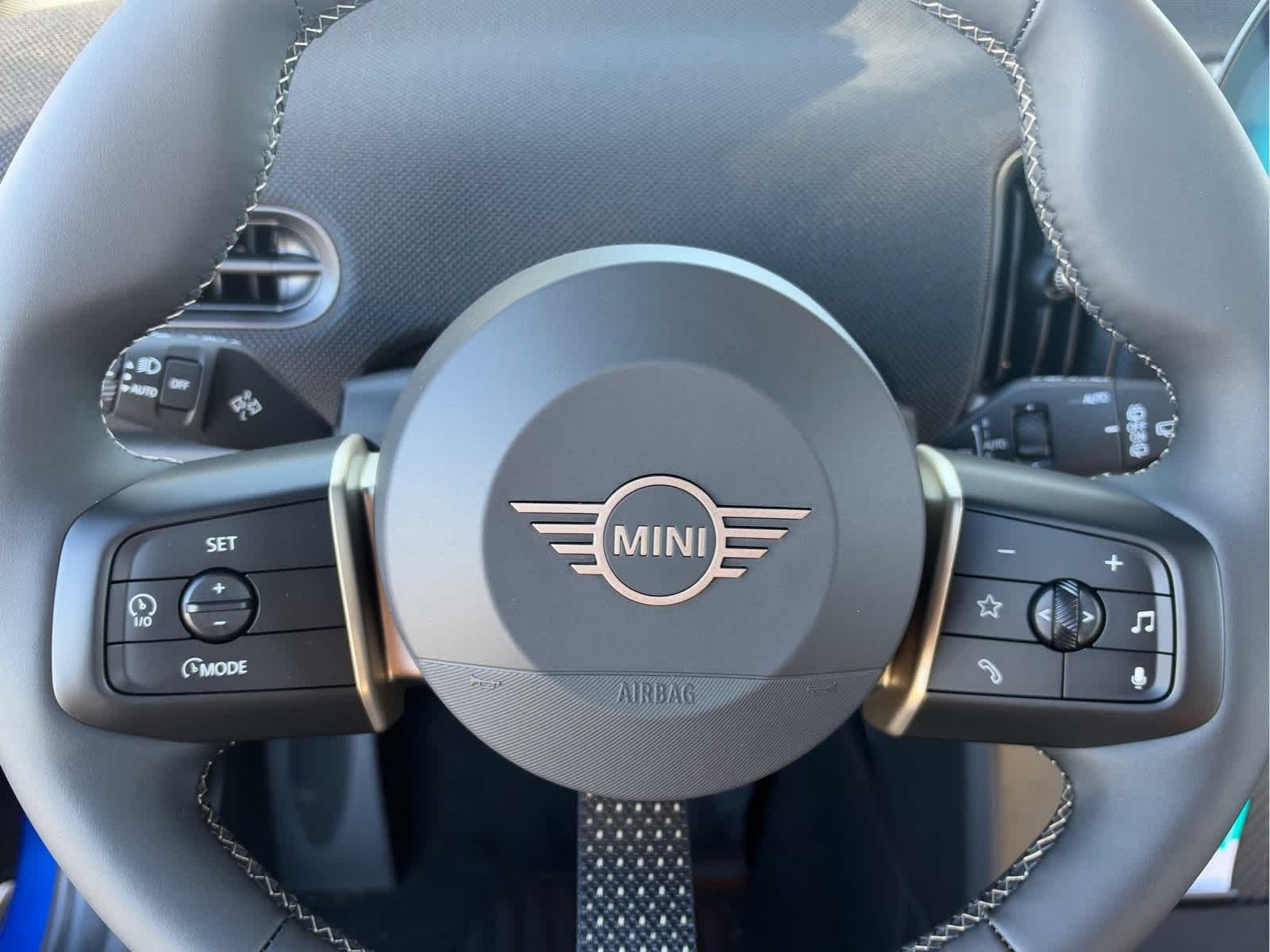2027 MINI 2 DOOR SIGNATURE PLUS