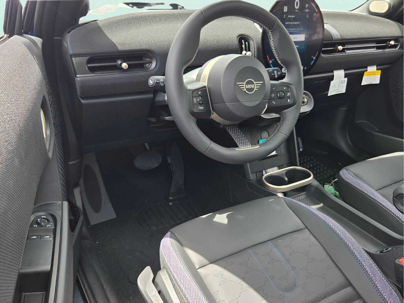 2026 MINI 2 DOOR ICONIC