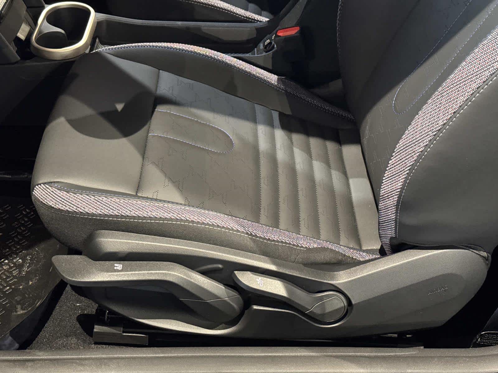 2026 MINI 2 DOOR SIGNATURE PLUS