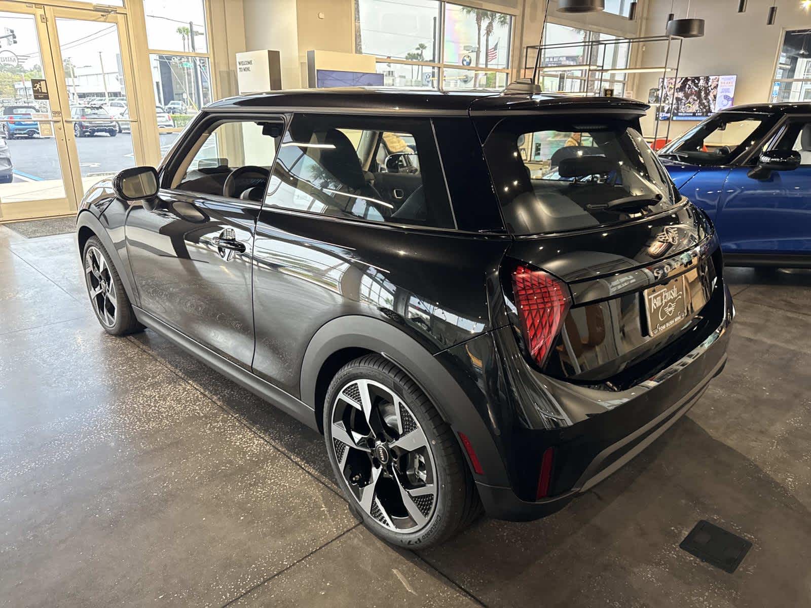 2026 MINI 2 DOOR SIGNATURE PLUS