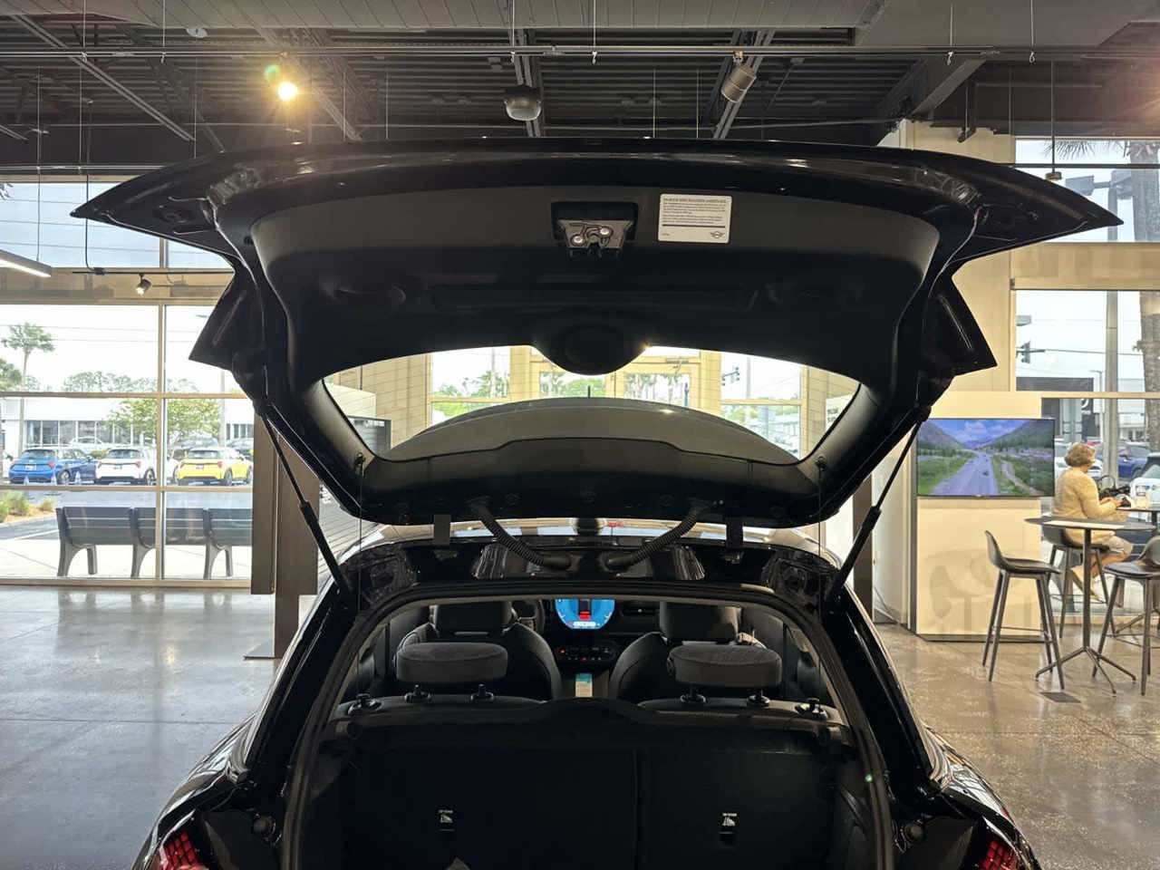 2026 MINI 2 DOOR SIGNATURE PLUS