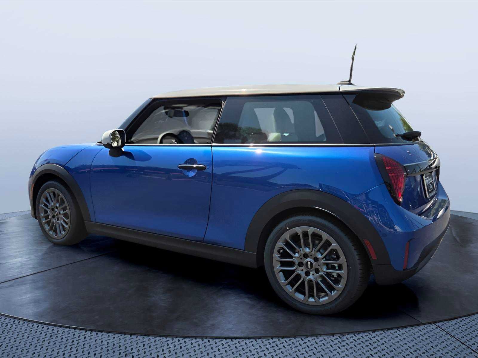 2026 MINI 2 DOOR ICONIC