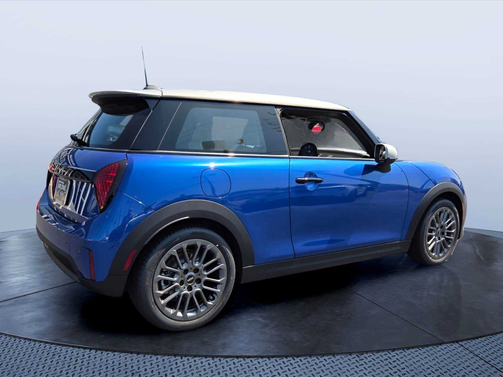 2026 MINI 2 DOOR ICONIC