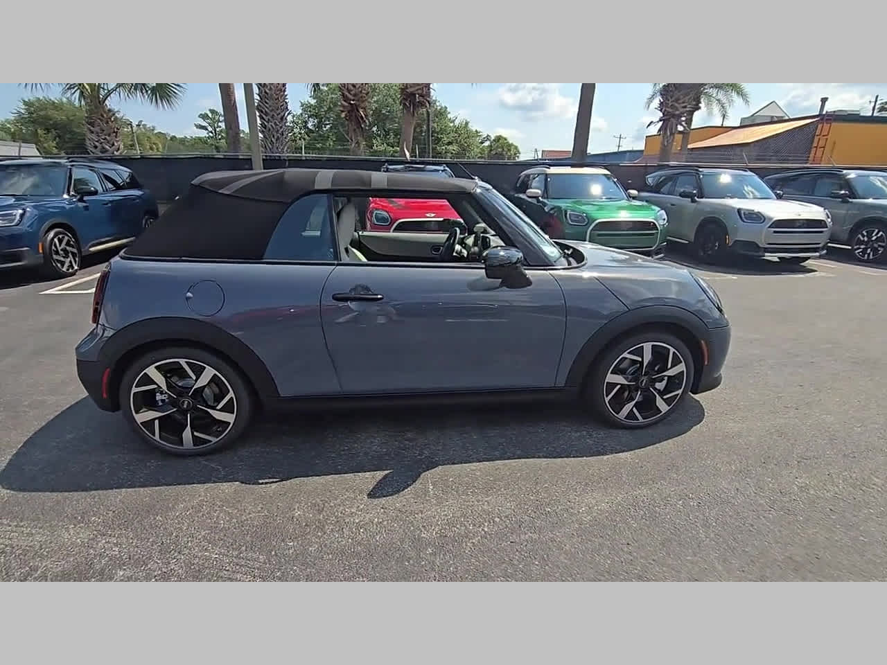 2026 MINI CONVERTIBLE ICONIC