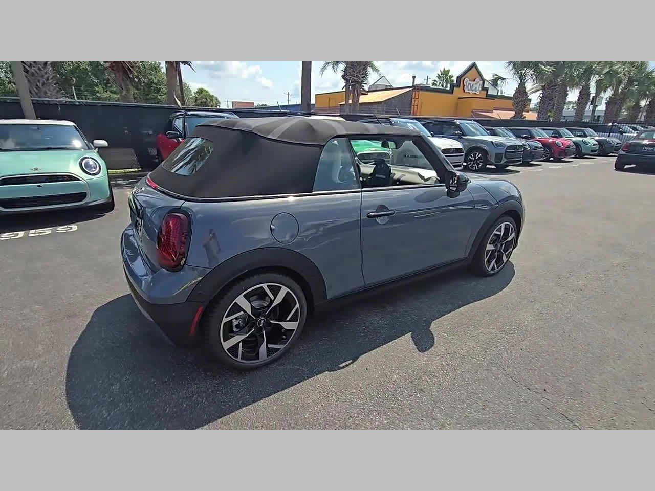 2026 MINI CONVERTIBLE ICONIC