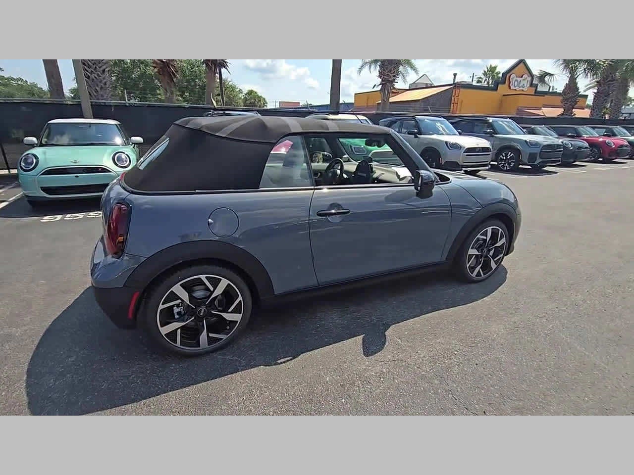 2026 MINI CONVERTIBLE ICONIC