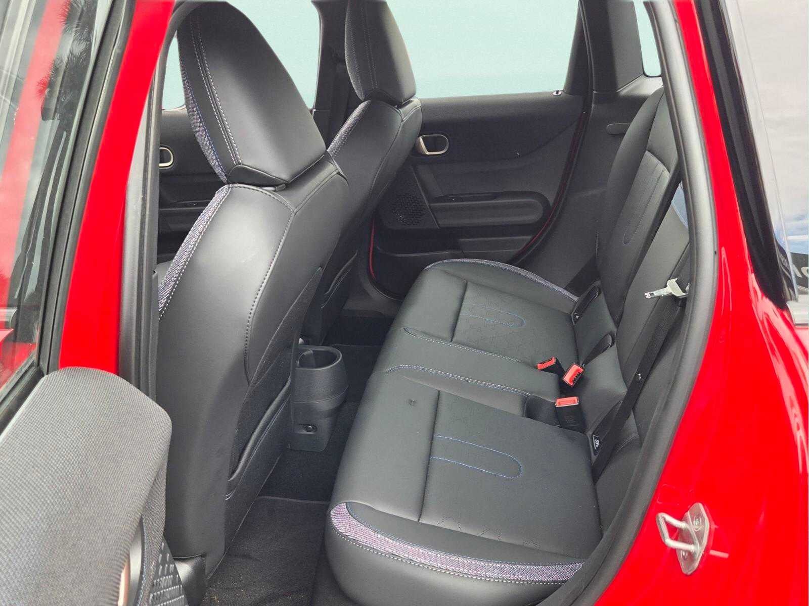 2027 MINI 4 DOOR SIGNATURE PLUS