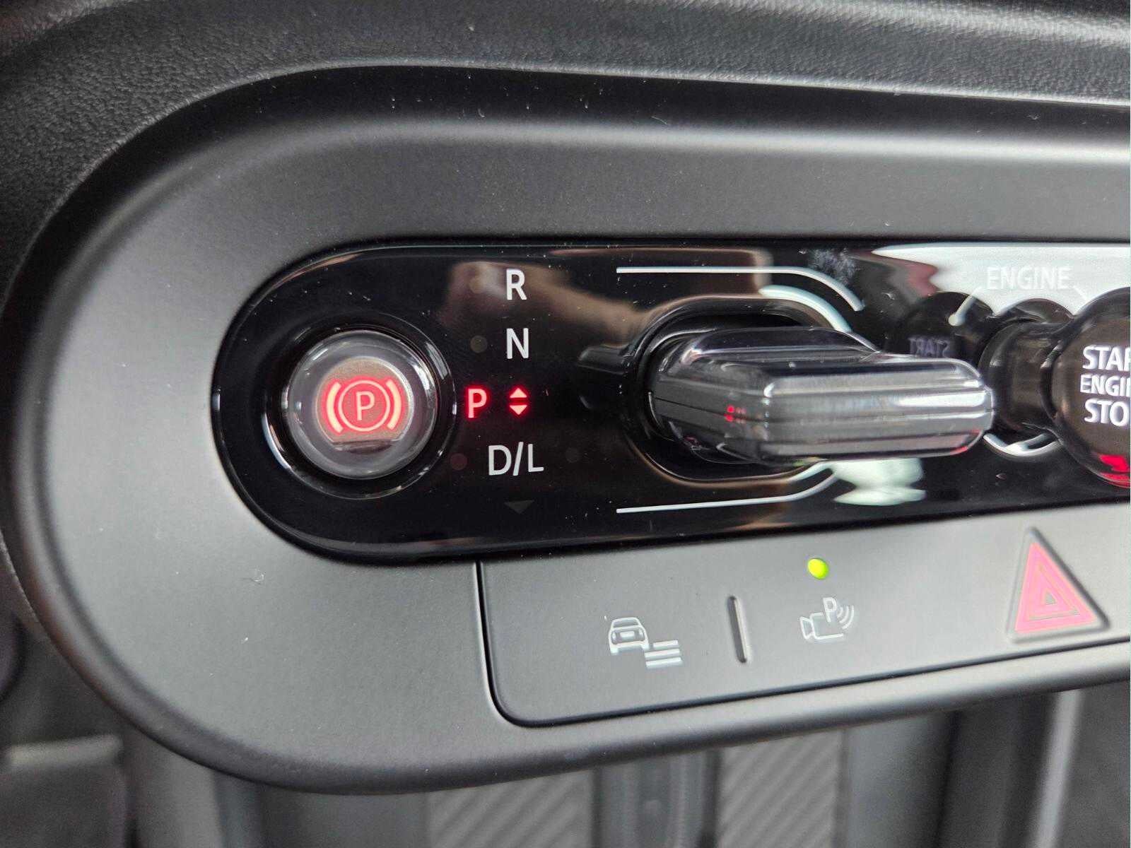 2027 MINI 4 DOOR SIGNATURE PLUS