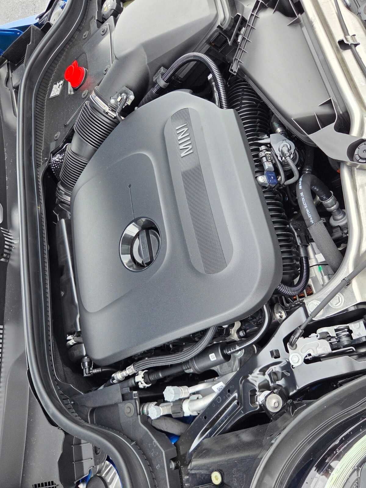 2027 MINI 4 DOOR ICONIC