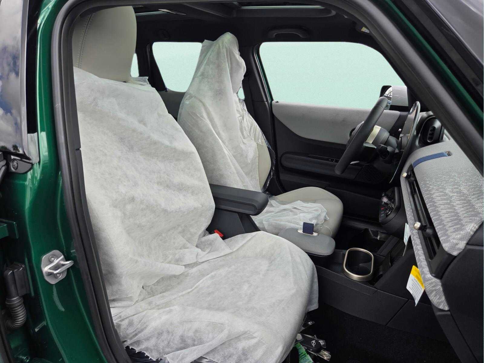 2026 MINI 4 DOOR SIGNATURE PLUS