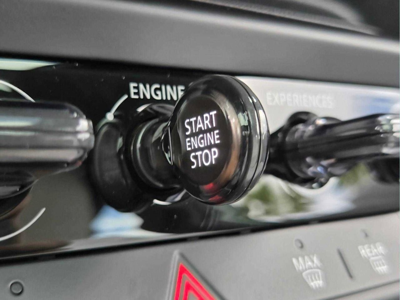 2026 MINI 4 DOOR SIGNATURE PLUS