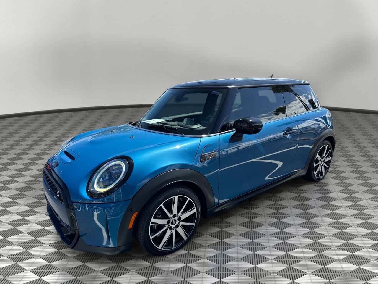 2023 MINI HARDTOP 2 DOOR Cooper S