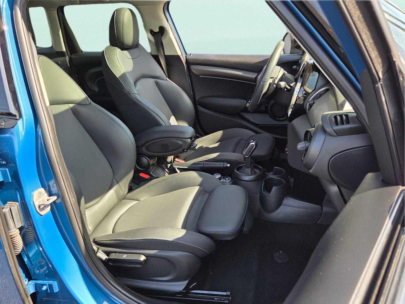 2024 MINI HARDTOP 4 DOOR Cooper S