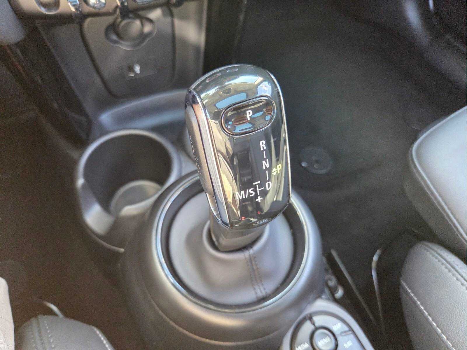 2024 MINI HARDTOP 4 DOOR Cooper S