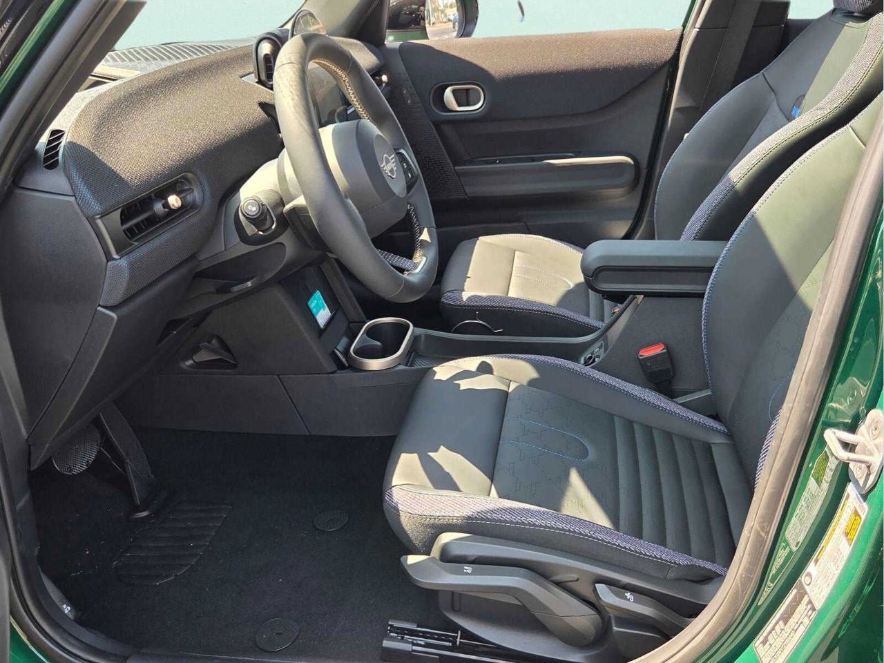 2026 MINI 4 DOOR SIGNATURE PLUS